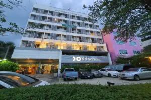 The Studio at Sathorn Terrace, Bangkok