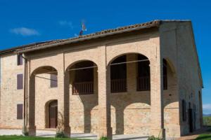 Beautifully Restored Country House Dominant Position View Pool-cascina DEL Castello, Tabiano