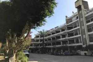 Rezeiky Hotel & Camp, Luxor