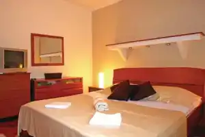 Stunning Home in With Wifi and 2 Bedrooms, Trogir
