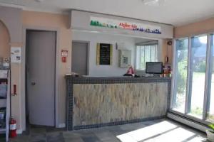 Alpine Inn & Suites, Revelstoke