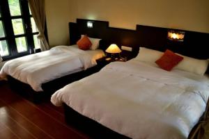 Rhino Lodge & Hotel, Sauraha