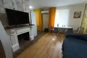 Apartments on Komsomolskaya street 192, Kropotkin