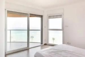Amazing Sea View 3 BR APT Iconic Tower Apartments, Rishon LeZion