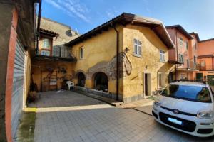 Alluring Holiday Home in With Garden, Gavi