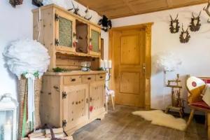 Hotel Garni Caroline, Ischgl