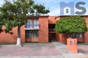 Moderna Suite Alberca Ubicadísima Av Bernardo Quintana 9A Hotel, Queretaro