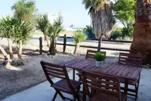 Sandy Beach N.8 Hotel, Pervolia