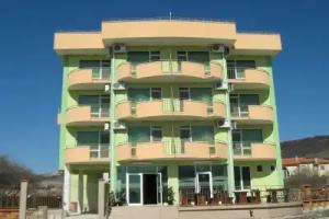 Anelia Family Hotel, Kavarna