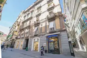 Napoli Chiaia 32 Deluxe Residence Apartments, Naples