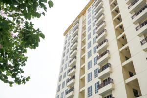 Fabulous 2BR Lucky Tower Apartment, Jakarta