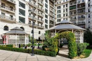 Royal Rentals at 86 Amir Temur Street, Tashkent