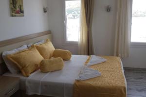 Palmiye Beach & Rest Hotel, Goeltuerkbuekue