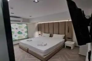 Tirana Room Rentals, Tirana