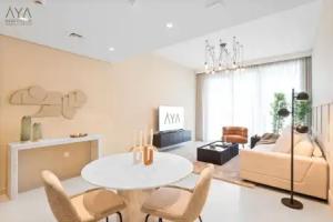 Aya - Outstanding 1BR Apartment With Amazing Creek Views, Dubai
