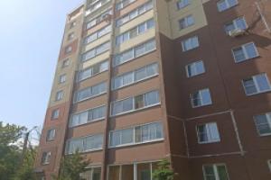 Spacious apartment on 60 Gagarina Street, Chelyabinsk