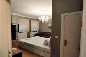 Valide-i Suit, Istanbul