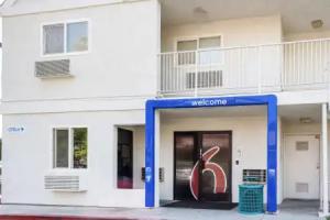 Motel 6 Bakersfield, CA - East, Bakersfield