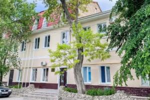 Absolyut Inn, Yevpatoriya