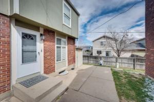 7 Mi to Dtwn: Dog-friendly Arvada Home Apartments, Denver