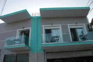Crown Deluxe Apartments, Sarande