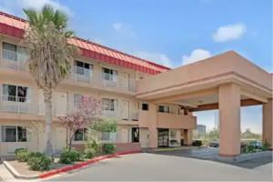 GO2 Inn & Suites by Relianse, El Paso