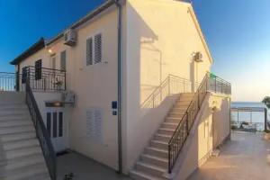 Apartments Villa Alex, Podaca