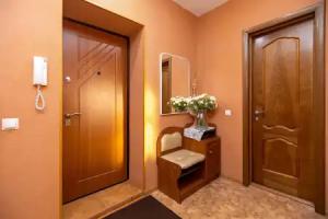 HomeHotel on Krasnodontsev Street, 19 building 1, Nizhniy Novgorod