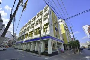 Okinawa Kariyushi LCH Izumizaki Kenchomae, Naha