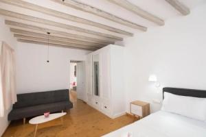 Luxury Sea View Apartment w shared pool, Kalafatis