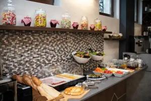 Silver 39 Corner Hotel, Tbilisi