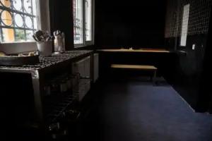 Alcatraz Jail Hostel, Tbilisi