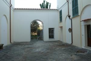 Palazzo Tirabella Apartments, Ischia Town
