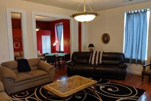 Broadway Loft Tourist base, Springfield