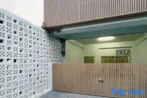 Sleeping Shine by DeliZia Homestay (9-10 Persons), Satun