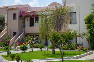 Althea Village - Family Hotel, Kato Daratso