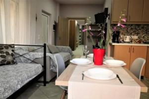 Litinas Beachfront Apartment, Agia Marina
