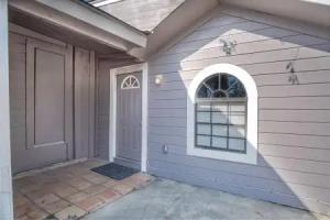 Remodeled Guest House Near Downtown/military Base, San Antonio