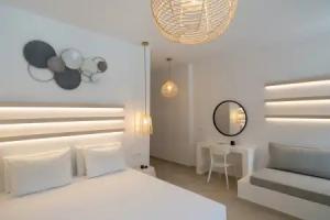 Sunshine Hotel, Kamari