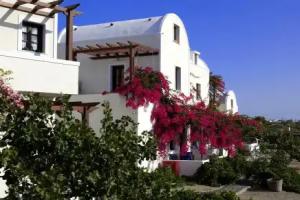 Anna Traditional Apartments, Kamari