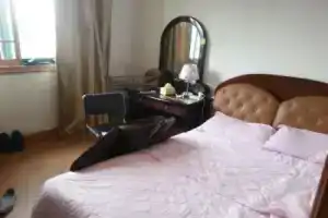 Huadong Ligong Family Hostel, Shanghai