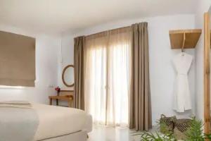 Cosmos Hotel, Agios Prokopios