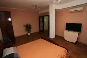 Apartments on Tsyurupy street, 40, Ufa