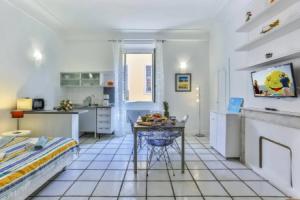 My Casa Mari - Old Town Apartments, Nice