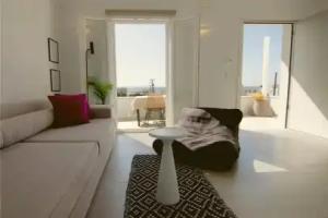AELIA Tinos Guest house, Tinos Town