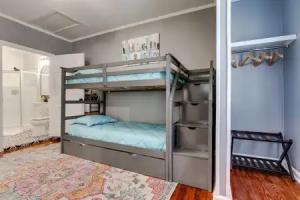 Lovely Home w/ Smart TV: 2 Mi to Downtown! Apartments, Mobile