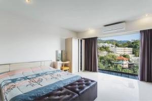 Condo in in Chic Condo - Unit B603 Apartments, Karon