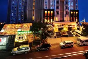 Romance Hotel, Hue