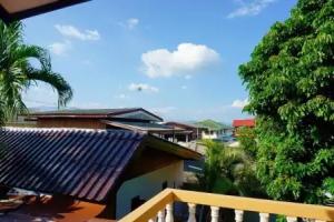 punyin hotel @inthanon, Chom Thong