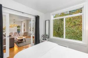 The Corner Nest at Belltown Apartments, Seattle